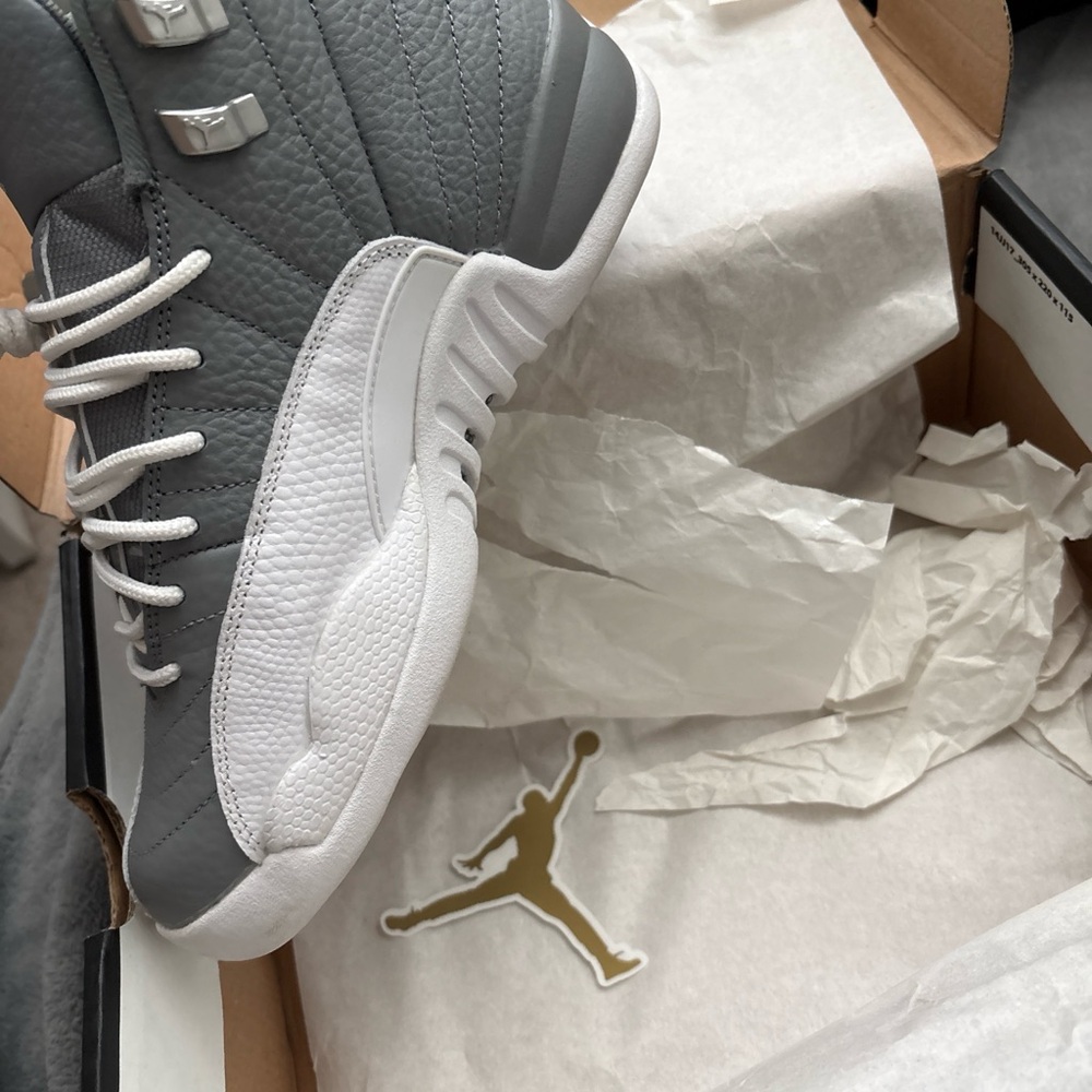 Grey and white jordan 12. - Picture 3 of 3
